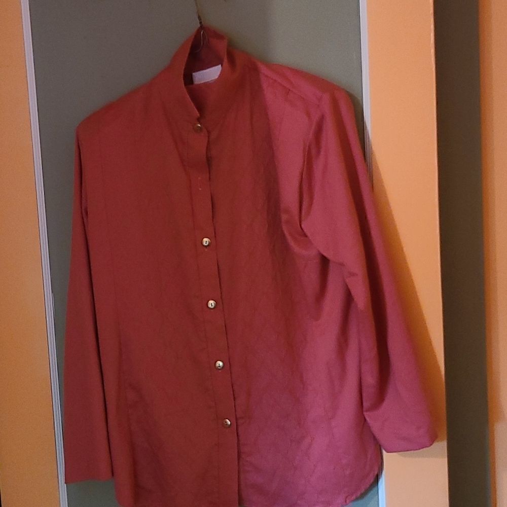 Swann Size 10 Terra Cotta Long Sleeve Shirt